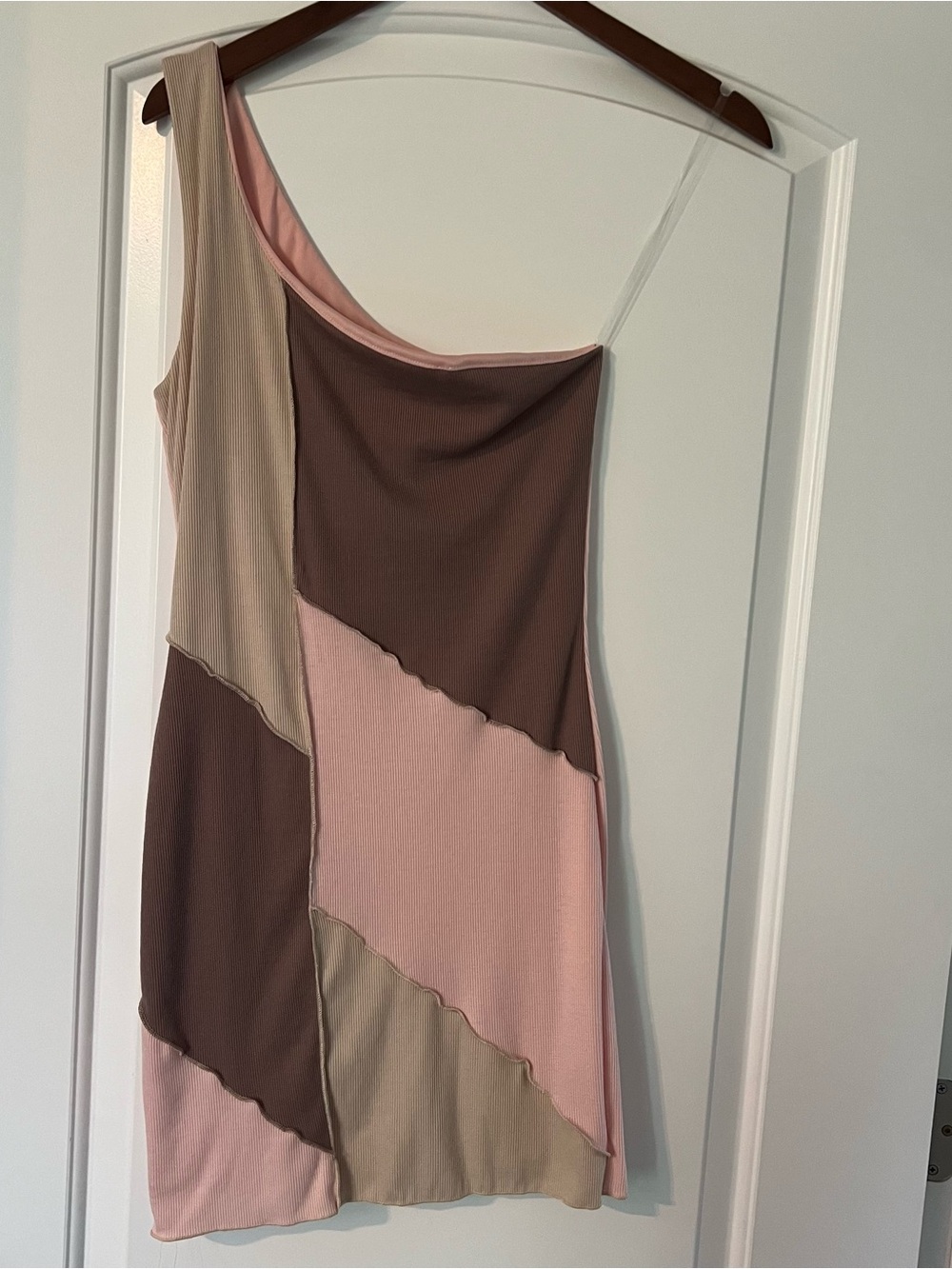 Bella Rose Boutique One-Shoulder Patchwork Slip Dress in Pink and Brown